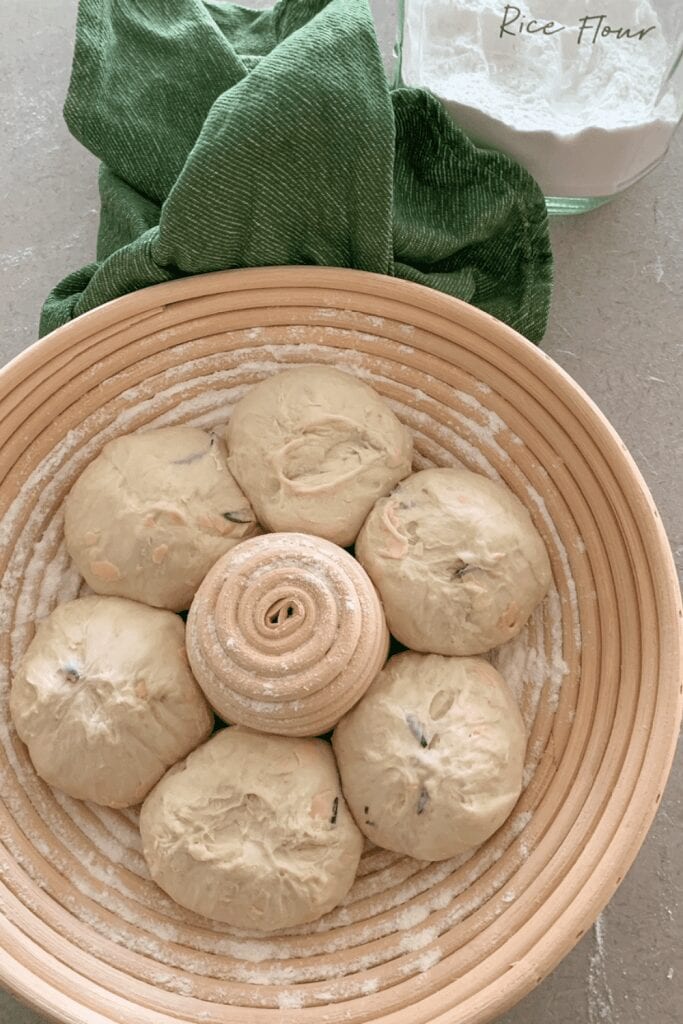 shaping sourdough bread using a couronne