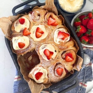 SOURDOUGH STRAWBERRY ROLLS - RECIPE FEATURE IMAGE